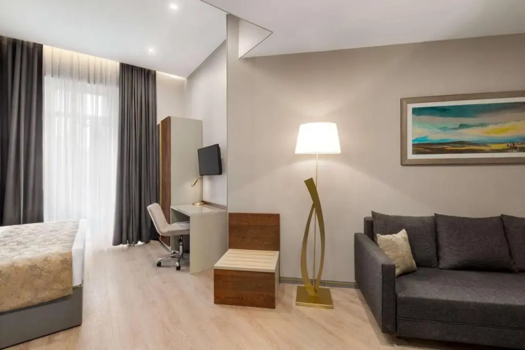 Тбилиси: Hotel Tbilisi Chambers, Trademark Collection by Wyndham