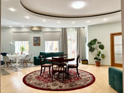 Апартаменты SpbStay на Пушкинской 10 — фото 1