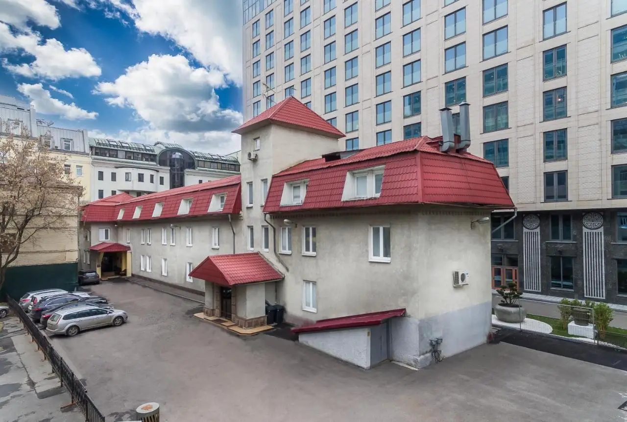 Москва: «Маяк»