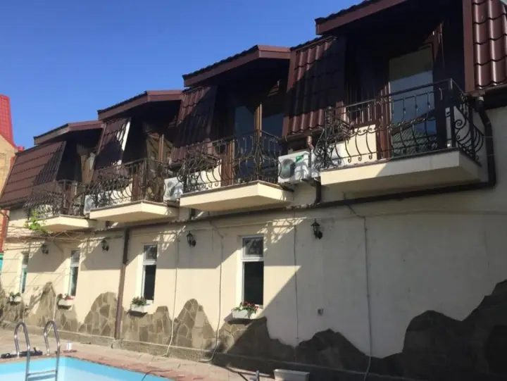 Витязево: Delfiniya Guest House