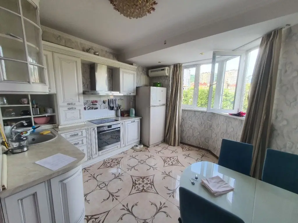 Сочи: Апартаменты Просторная Квартира на Ленина 219 от HomeHotelSochi