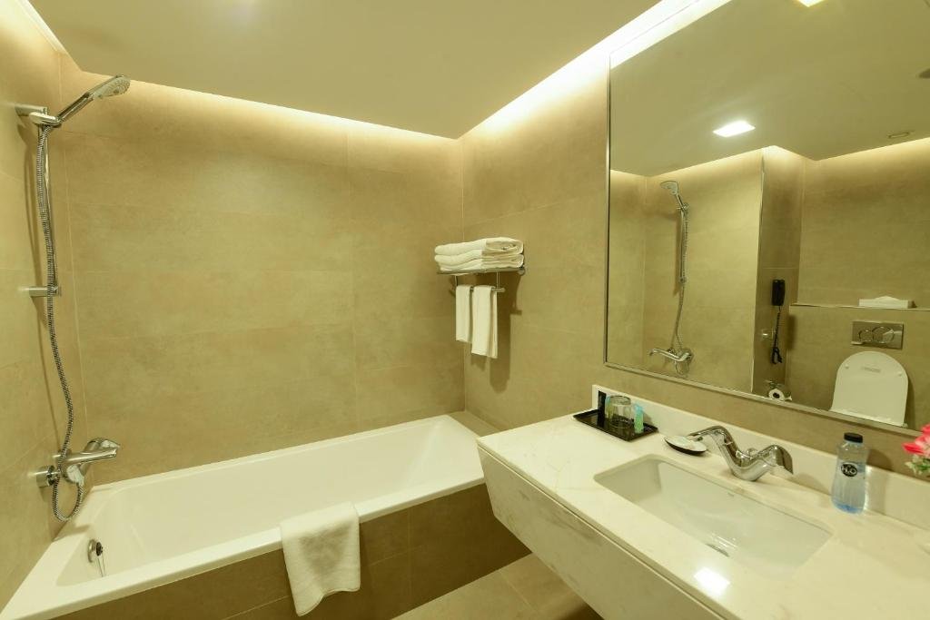 Абу-Даби: Saray Deluxe Hotel Apartments