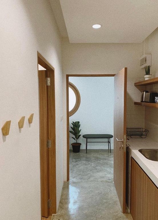 Бангкок: Marlowe-Tony's home
