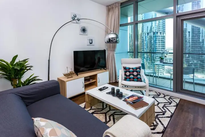 Дубай: Indigo Tower by Higuests Vacation Homes