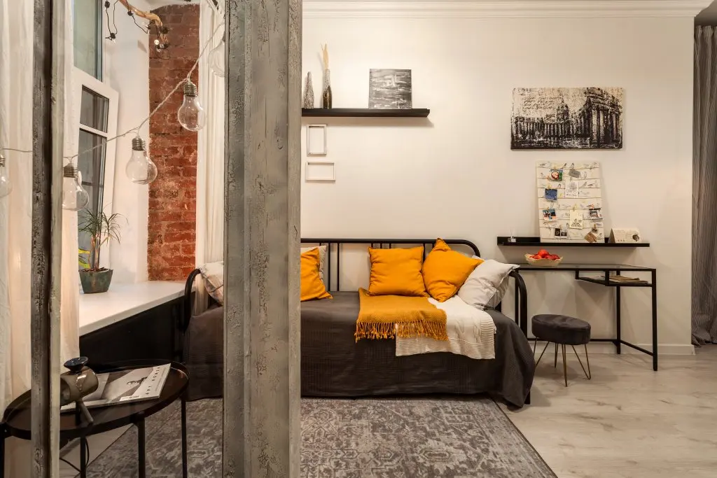 Санкт-Петербург: Апартаменты Authentic Studio 1907