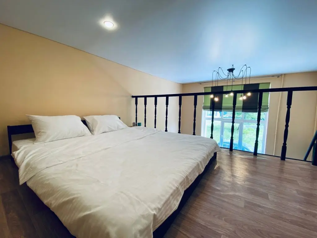 Воронеж: Апартаменты Room-Room Хользунова 40