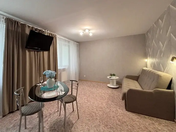 Ярославль: Апартаменты BestHome Двухкомнатная квартира Golden Sunshine на Волге