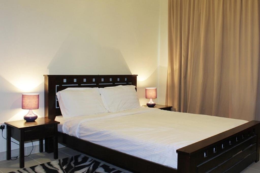 Дубай: New Arabian Holiday Homes - Boulevard Central