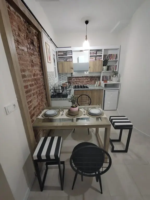 Стамбул: Апартаменты 2BR+2Bath entire apt with Balcony at central location