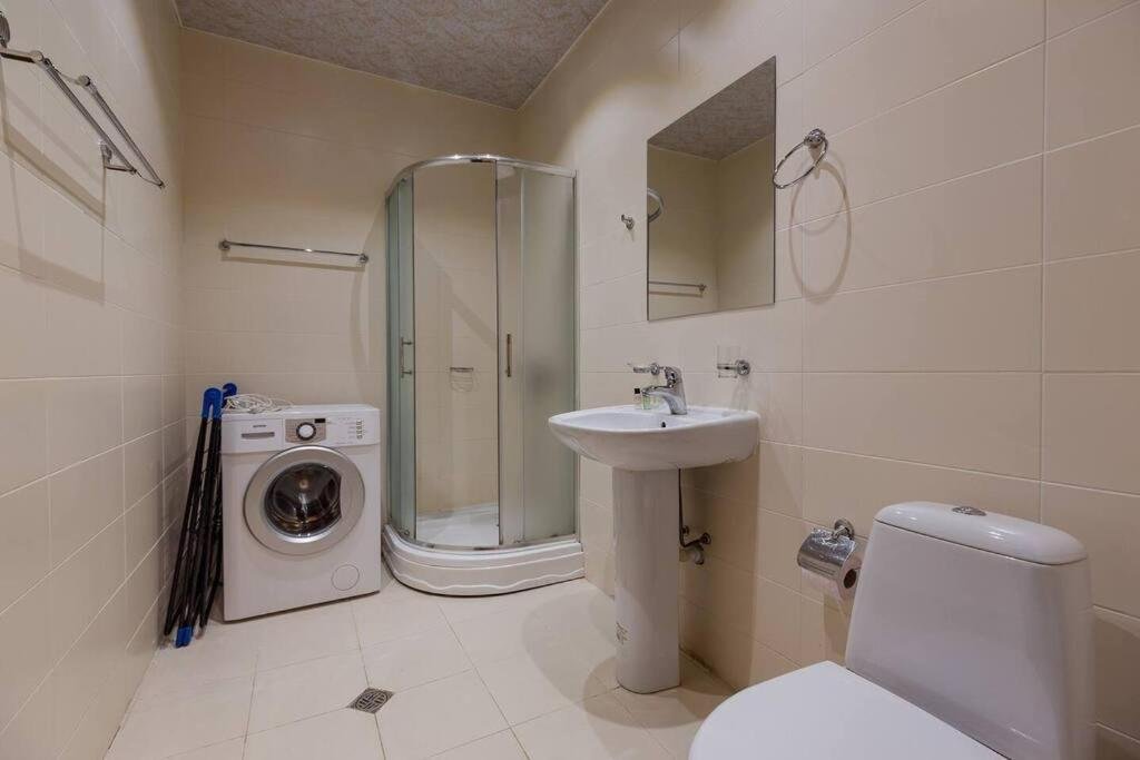 Батуми: Apartment near Piazza few minutes to the beach