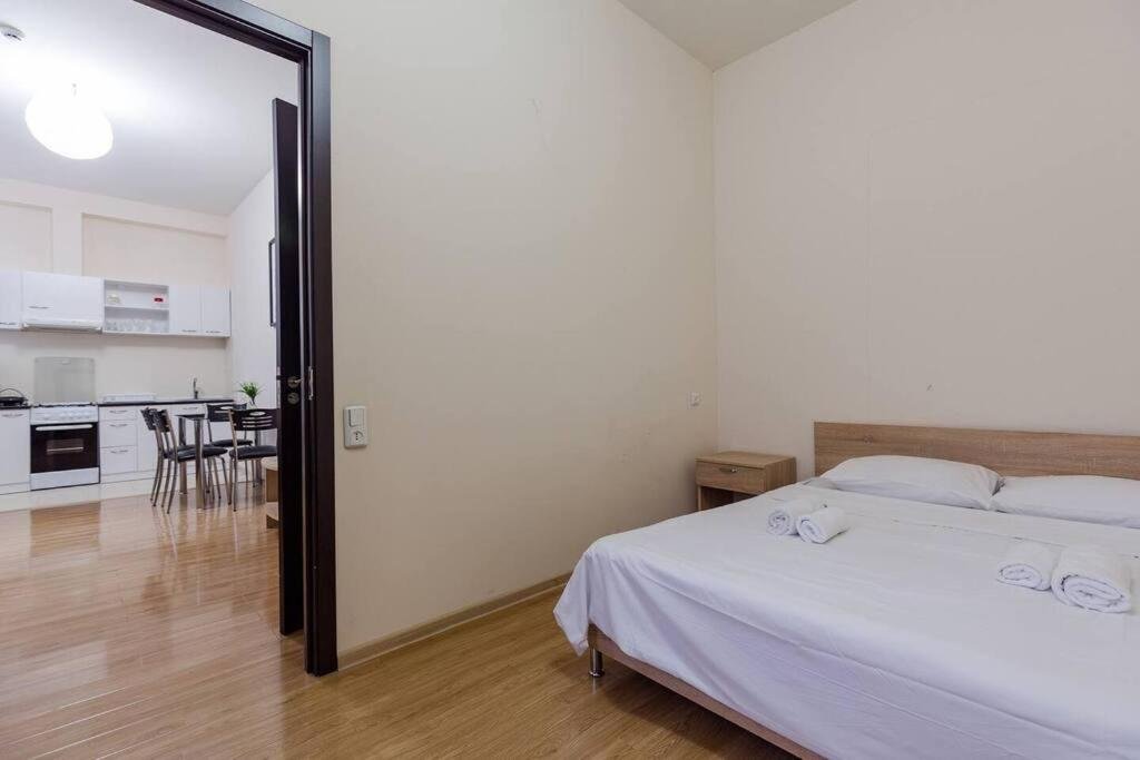 Батуми: Apartment near Piazza few minutes to the beach
