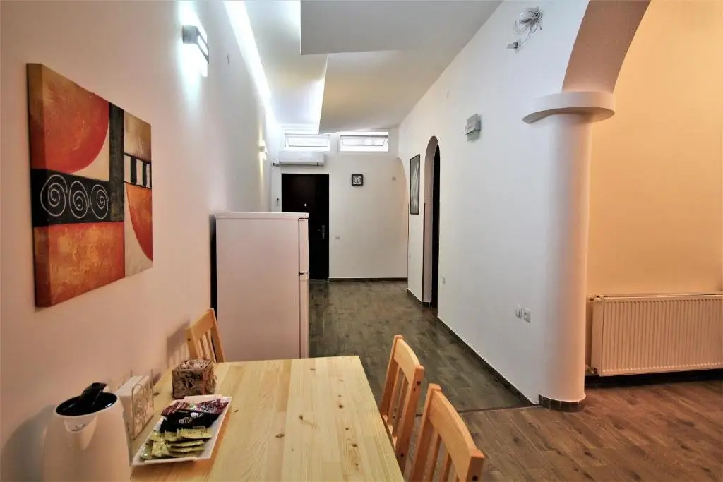 Тбилиси: Apartment Pekini