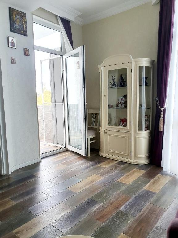 Тбилиси: Apartment for rent on Metro 300 Aragveli