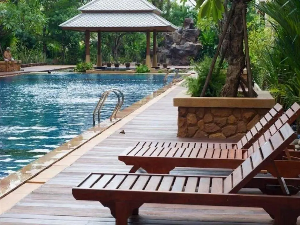 Паттайя: Pattaya City Resort by Harmony