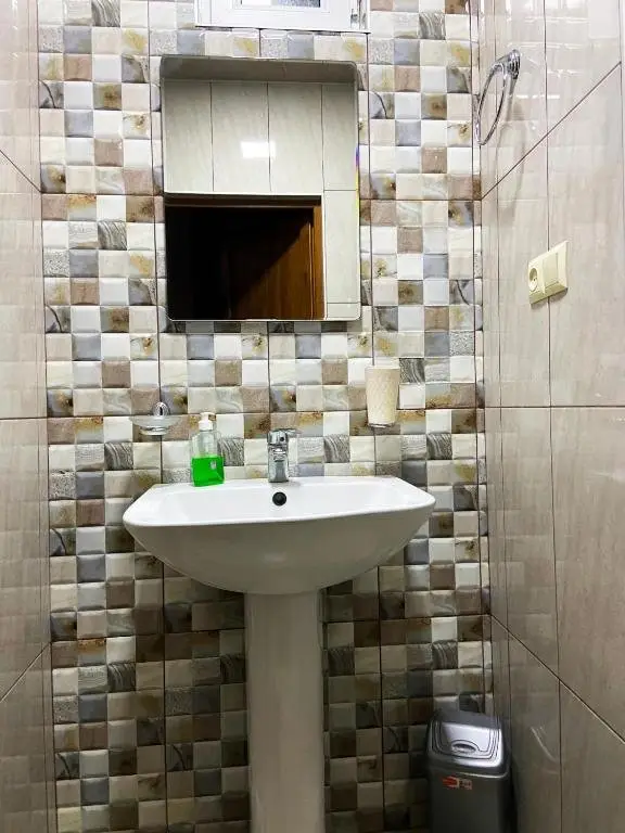 Ереван: F & F Hostel