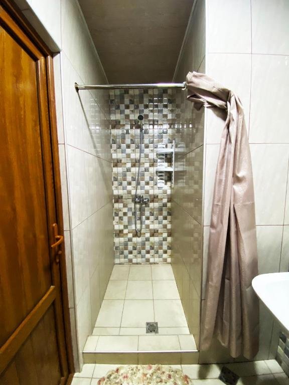 Ереван: F & F Hostel