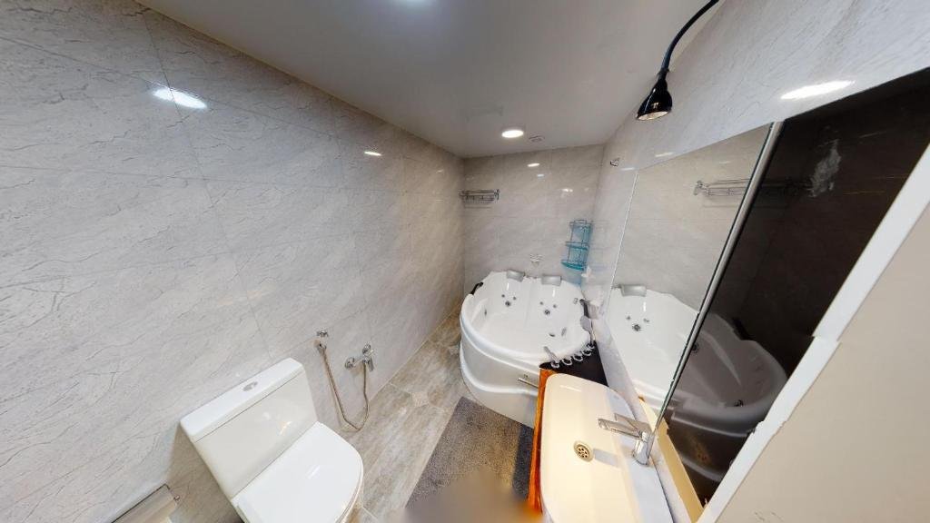 Тбилиси: 3 bedrooms mirotadze St.