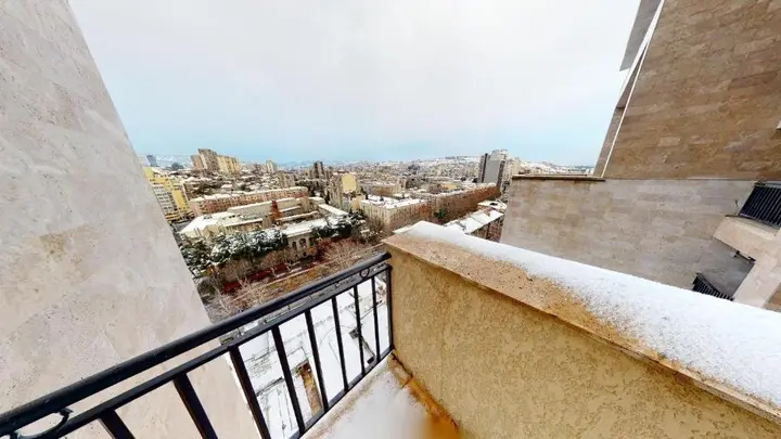 Тбилиси: 3 bedrooms mirotadze St.