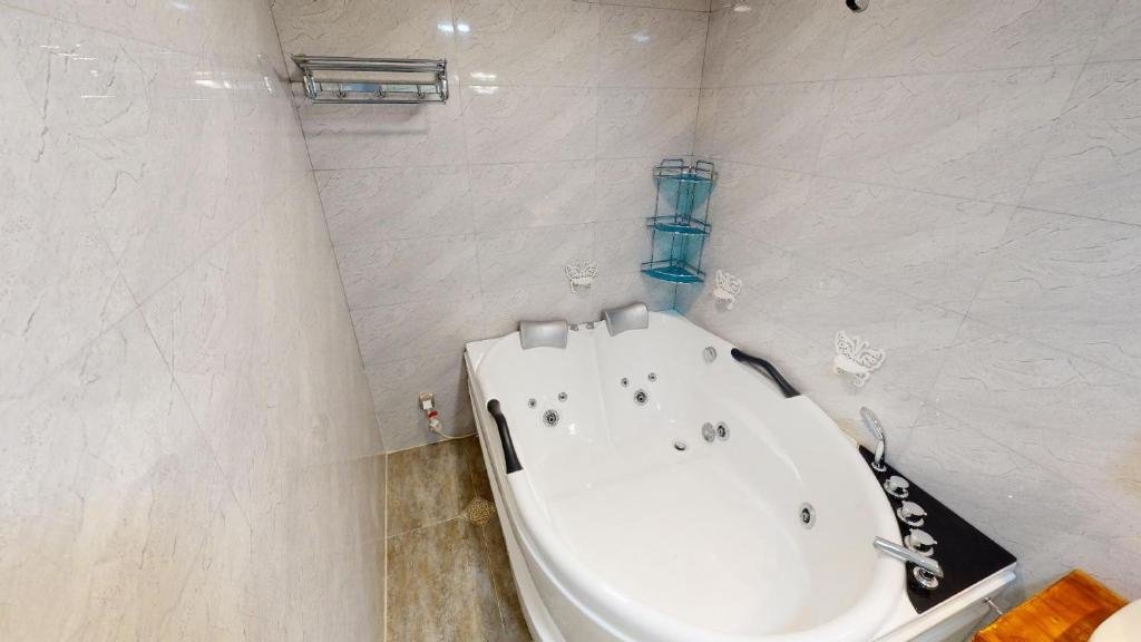 Тбилиси: 3 bedrooms mirotadze St.