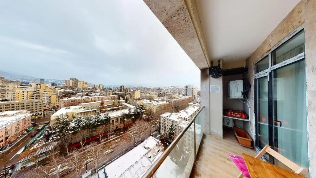 Тбилиси: 3 bedrooms mirotadze St.