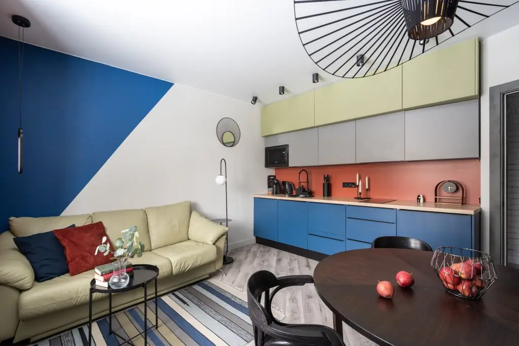 Санкт-Петербург: Апартаменты Salvador Dali Apartment