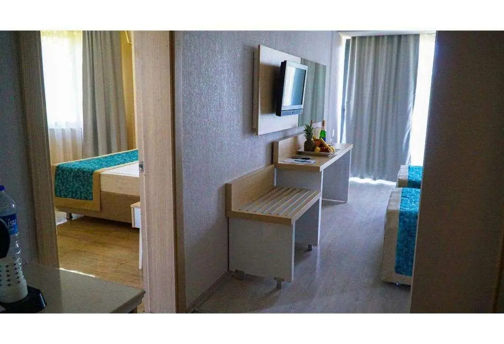 Текирова: Festival Nature Hotel