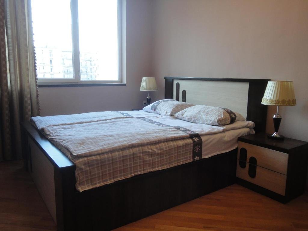Тбилиси: 2 bedroom apartment daily rent