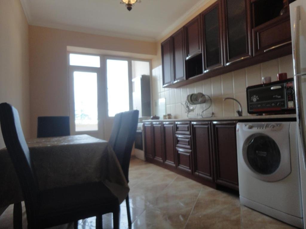 Тбилиси: 2 bedroom apartment daily rent