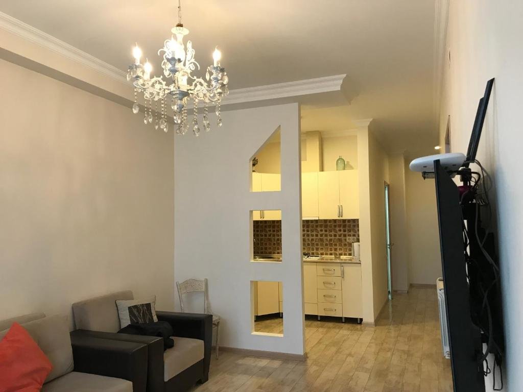 Батуми: Batumi Subtropic Family Apartment