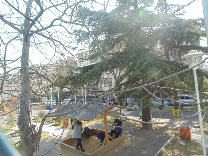 Тбилиси: Entire Apartment In The Park Near Metro Delisi