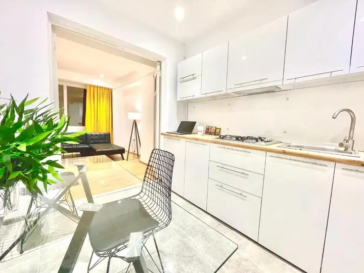 Батуми: Apartment on Chavchavadze Ave.