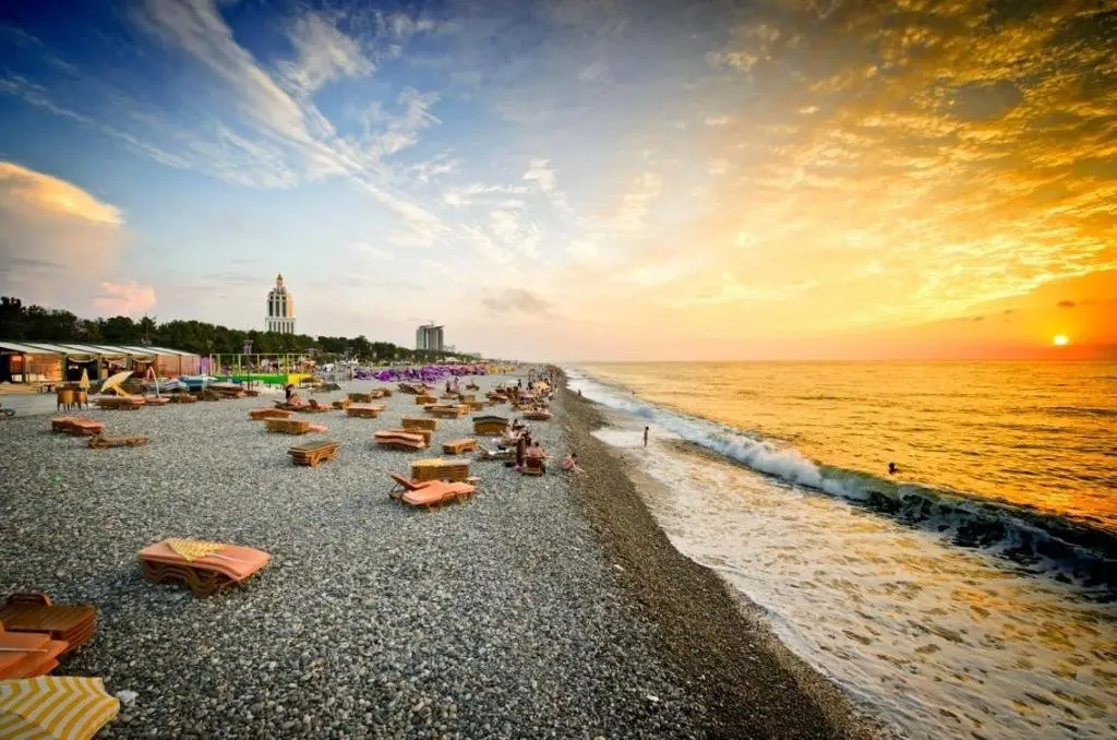 Батуми: Apartment Face House Batumi
