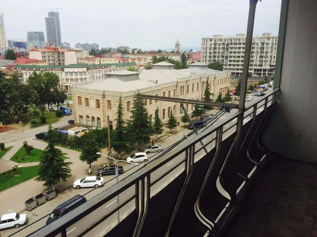 Батуми: Apartment on Chavchavadze