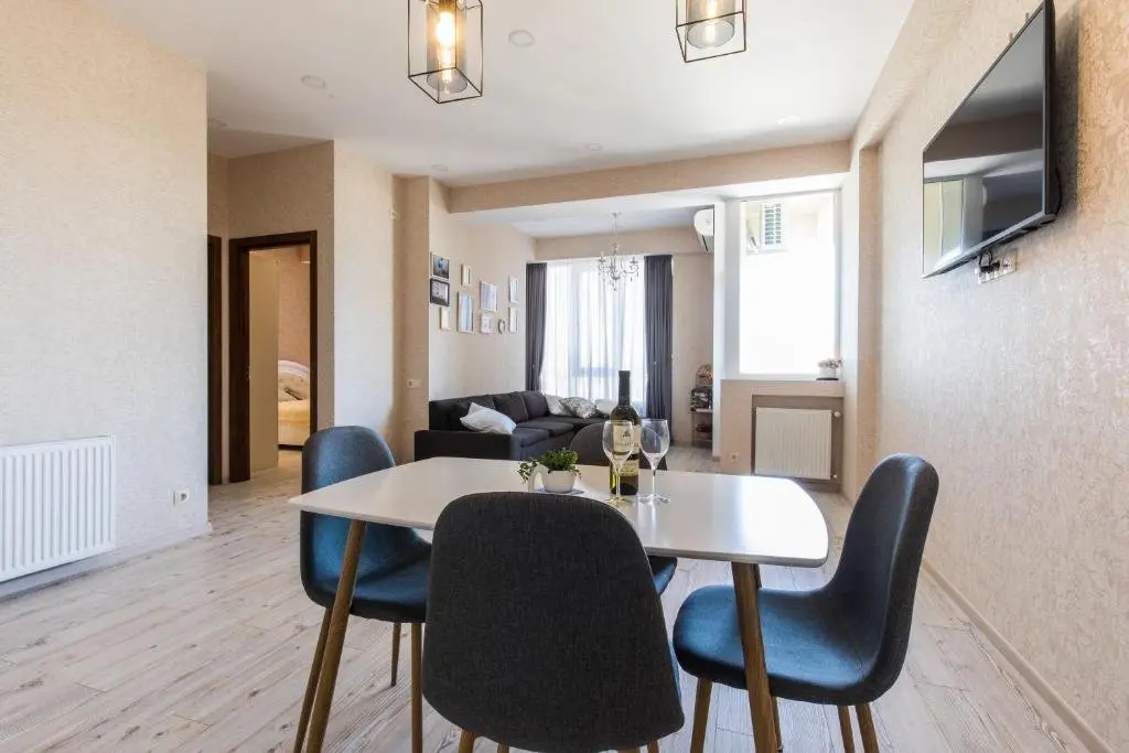 Тбилиси: Cozy Apartment in Old Tbilisi Historic Heart of the city