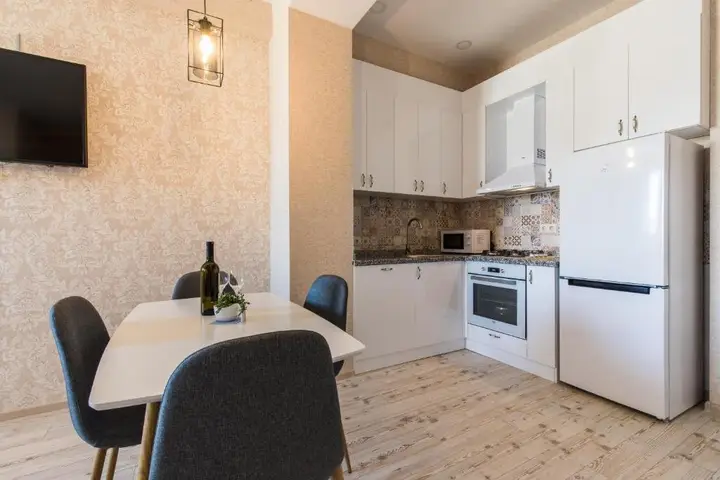 Тбилиси: Cozy Apartment in Old Tbilisi Historic Heart of the city