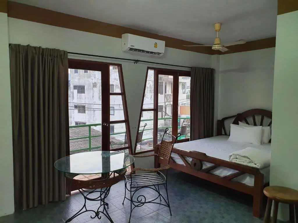 Кату: Baan Sukjai Guesthouse