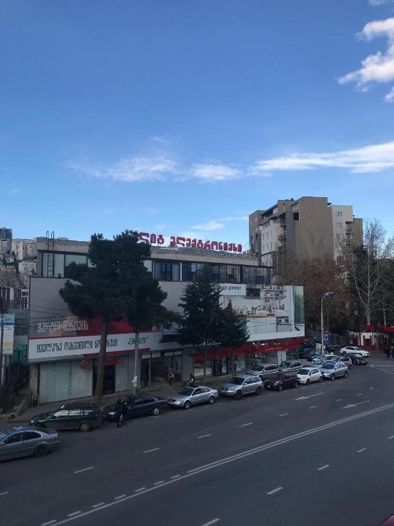 Тбилиси: Apartments in Kazbegi Ave