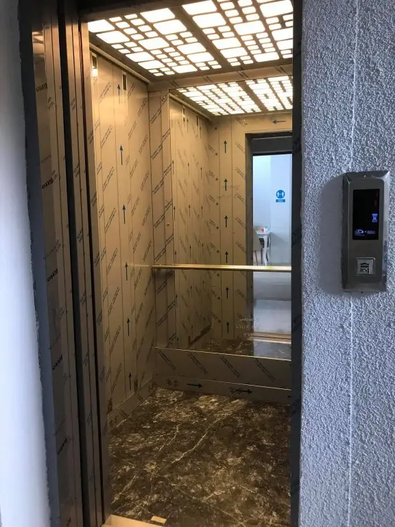 Батуми: Data Hotel