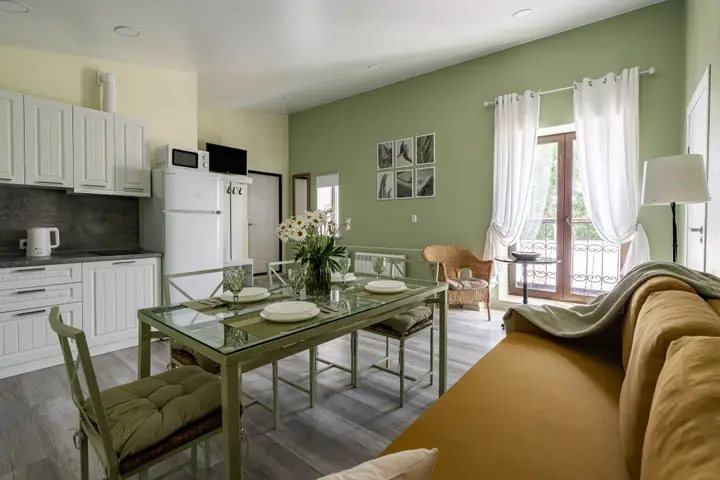 Санкт-Петербург: Mansarda Green Apartaments