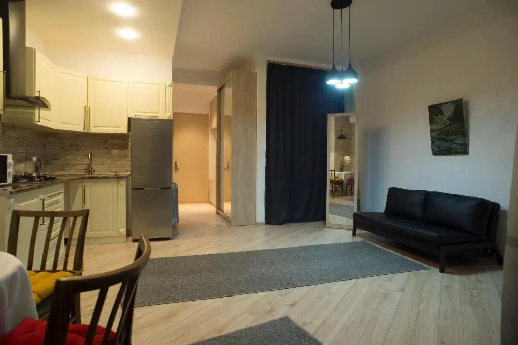 Тбилиси: Iras Apartment in Old Tbilisi