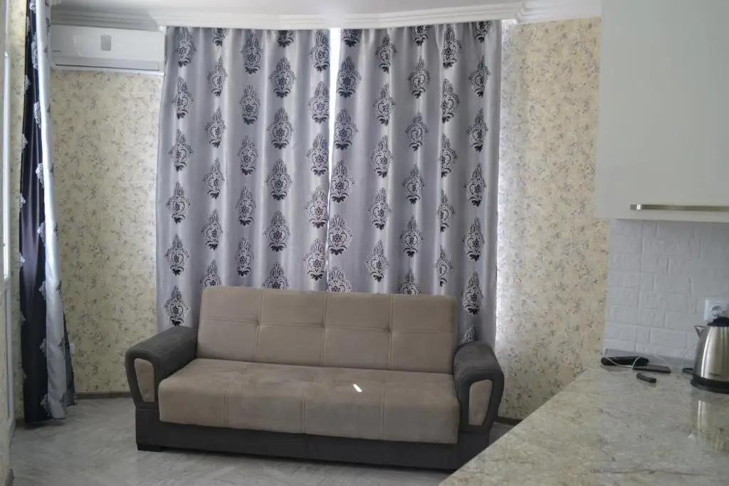 Батуми: Helen's Apartment