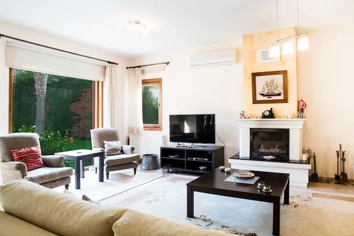 Яликавак: Important Group Villa Alaca