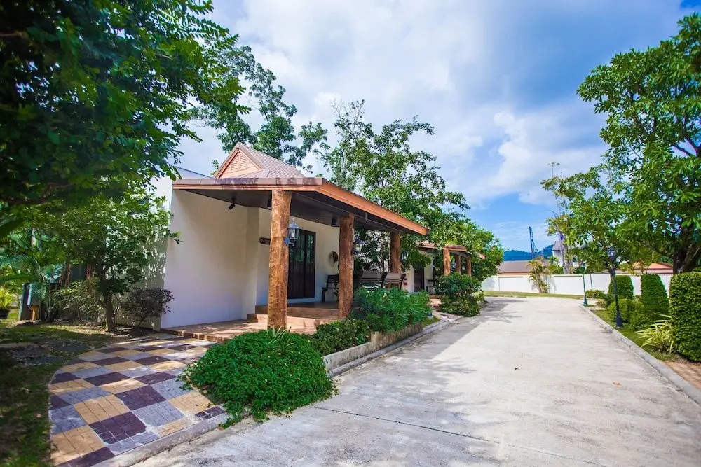 Такуа-Тунг: Capital O 370 Nernkhao Resort