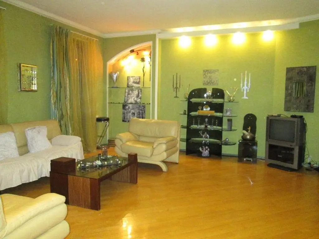 Тбилиси: Luxury Apartment On Bazaleti 7