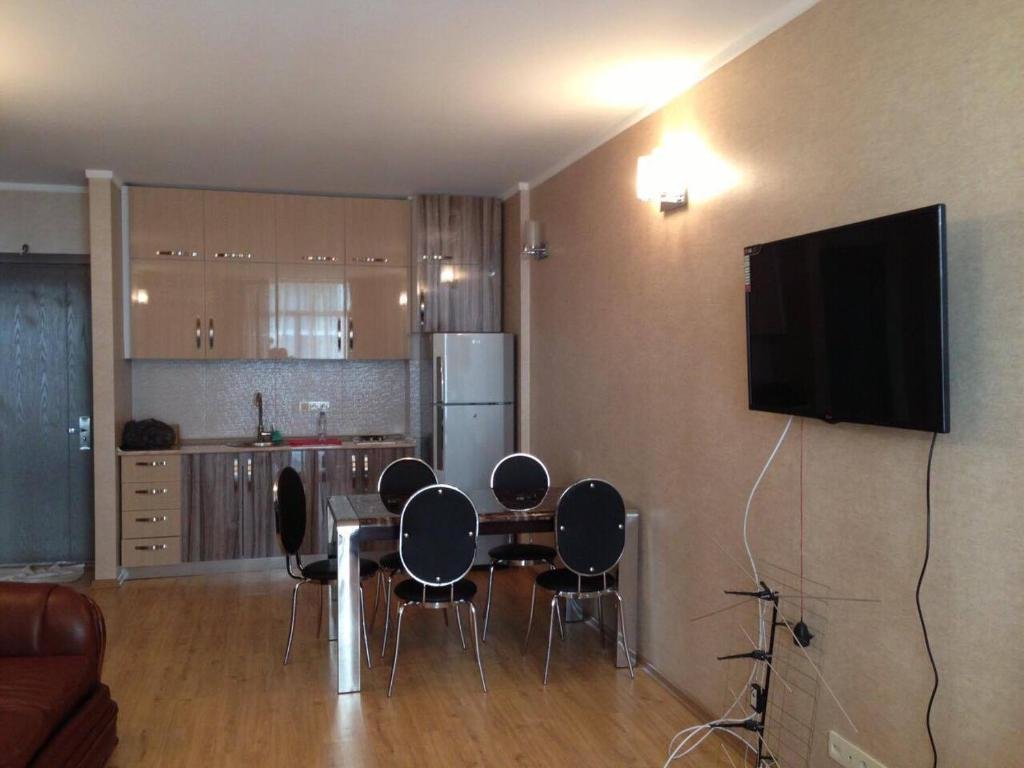 Махинджаури: Orbi Plaza Apartment 4