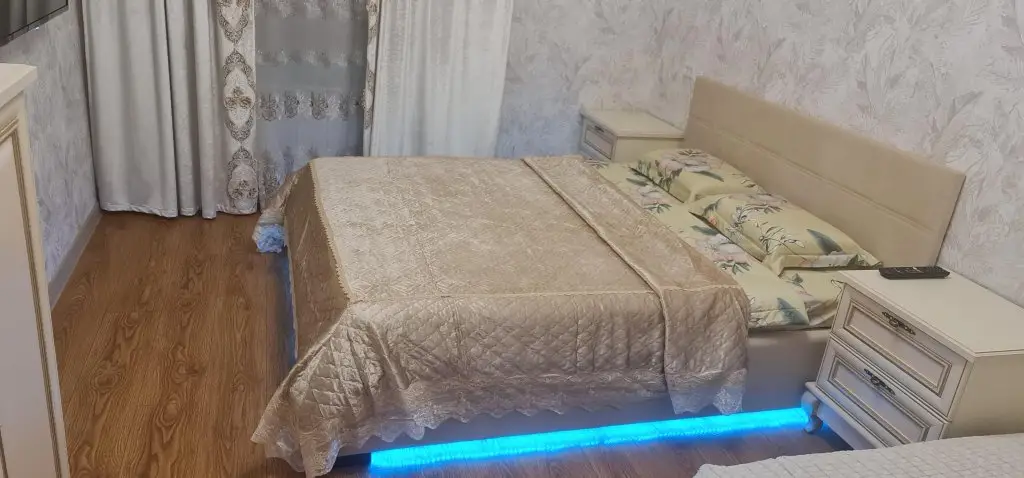 Красивая квартира в центре Пятигорска — фото 1