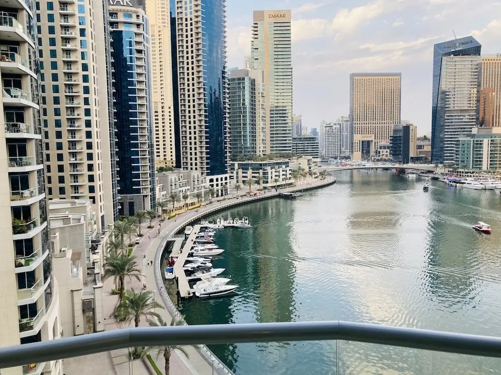 Дубай: SuperHost - Marina Gem, Fancy Apartment with Waterfront Views