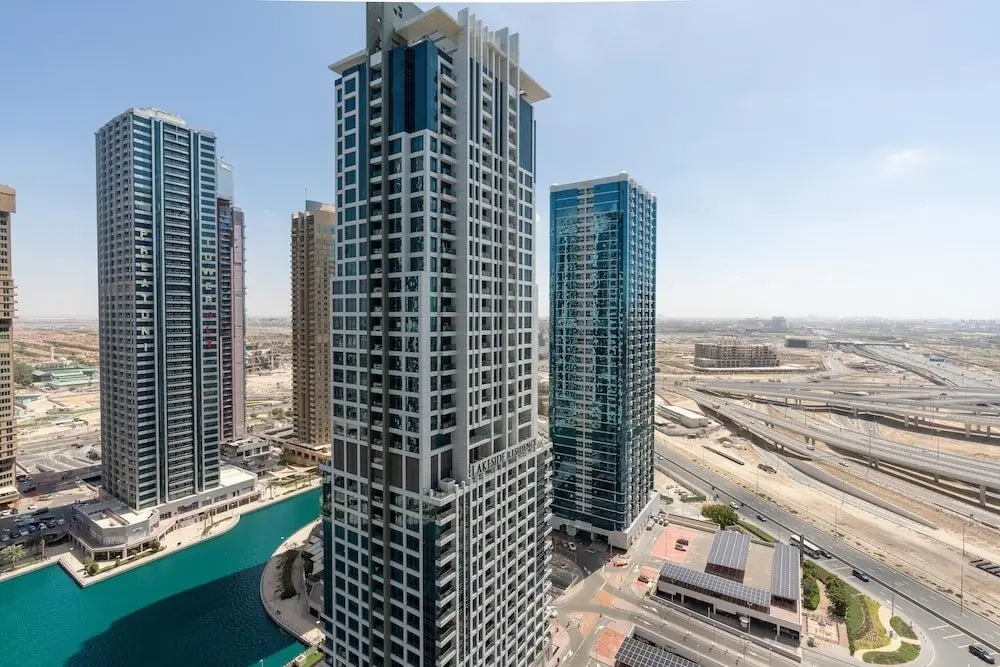 SuperHost - Luxurious Studio in JLT With City Skyline View — фото 1
