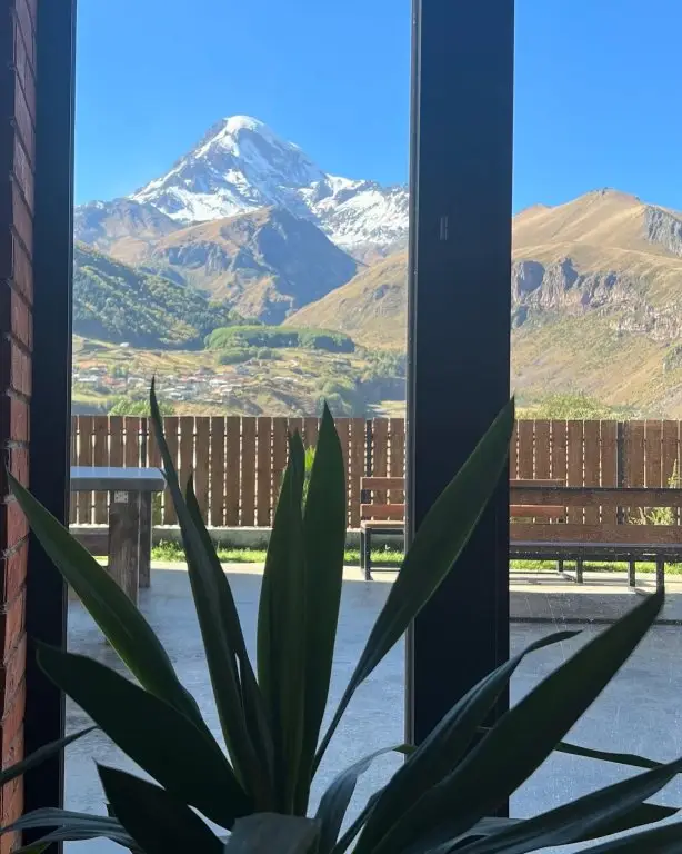 Степанцминда: Отель Capra Kazbegi