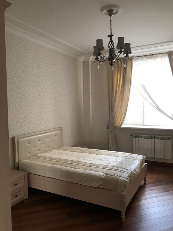 Москва: Апартаменты Квартира 3 спальни на Тверской